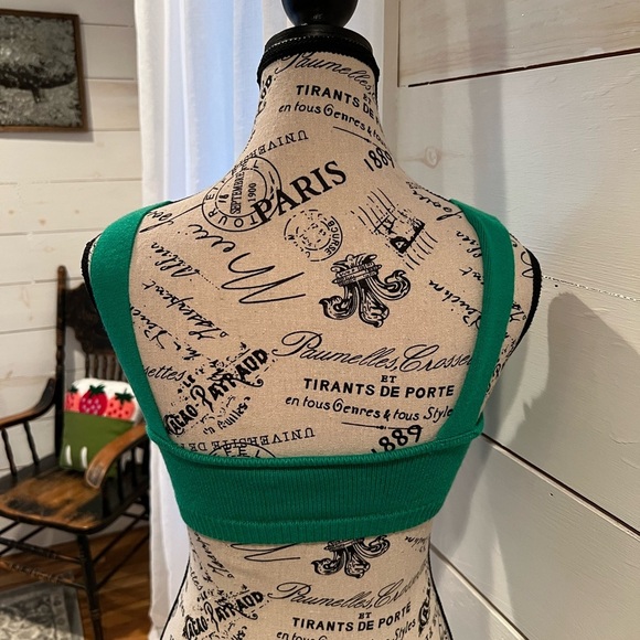 Princess Polly cable-knit green bra top, EUC, M/L, see photos, top only, summer - Picture 3 of 8